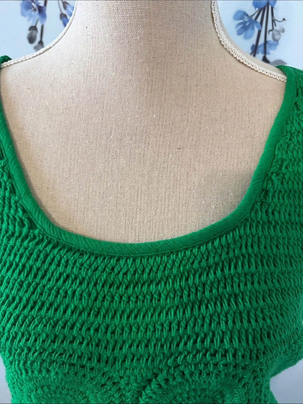 Green Crochet Bodice Sleeveless Midi Dress - Picture 3 of 7